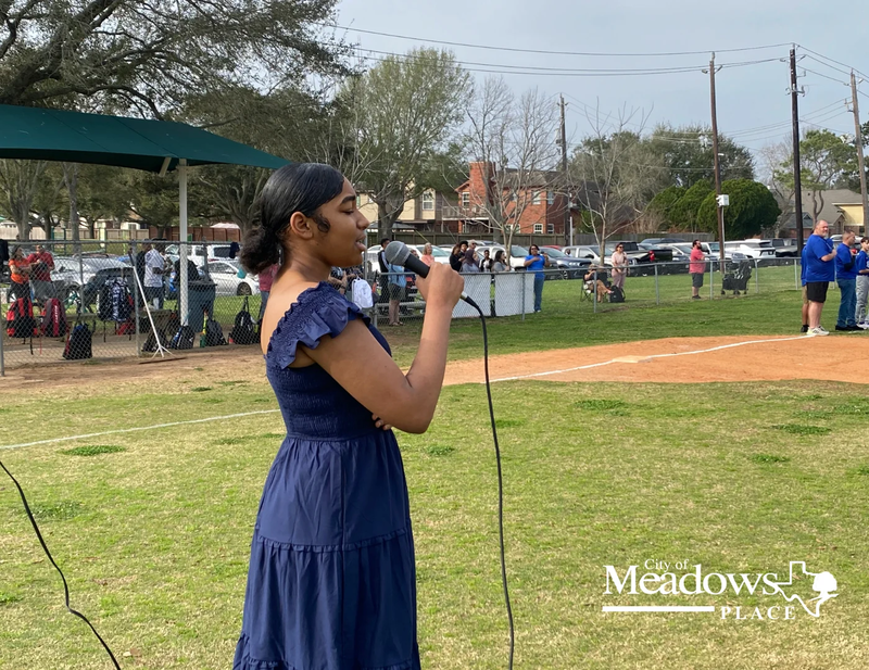 girl with microphone