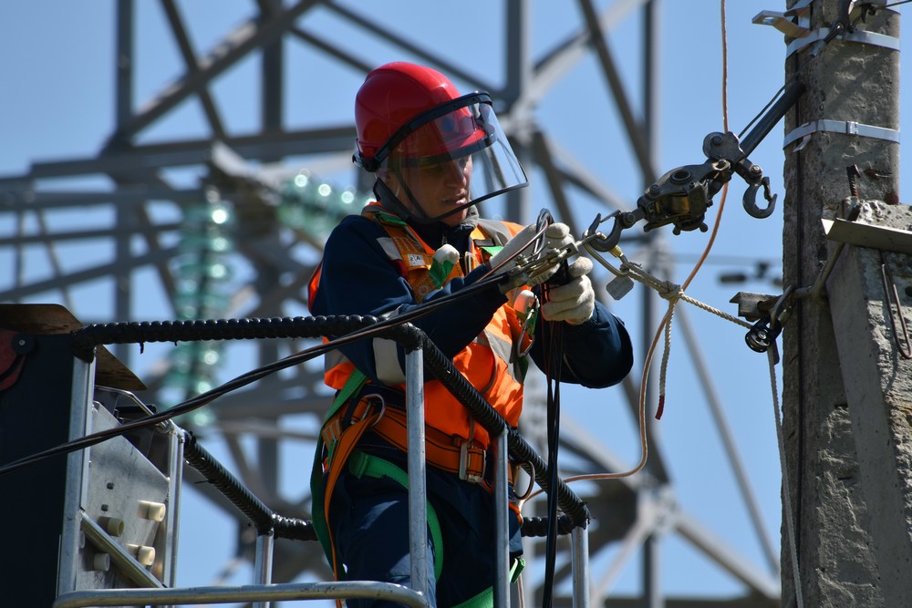Electric line worker