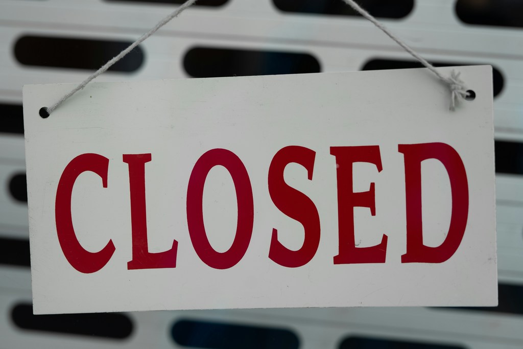 a closed sign