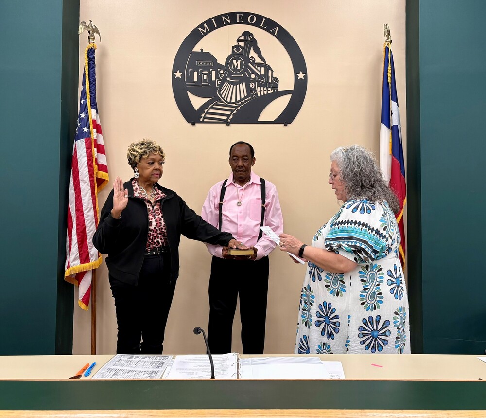 Cassandra Sampson Swearing In