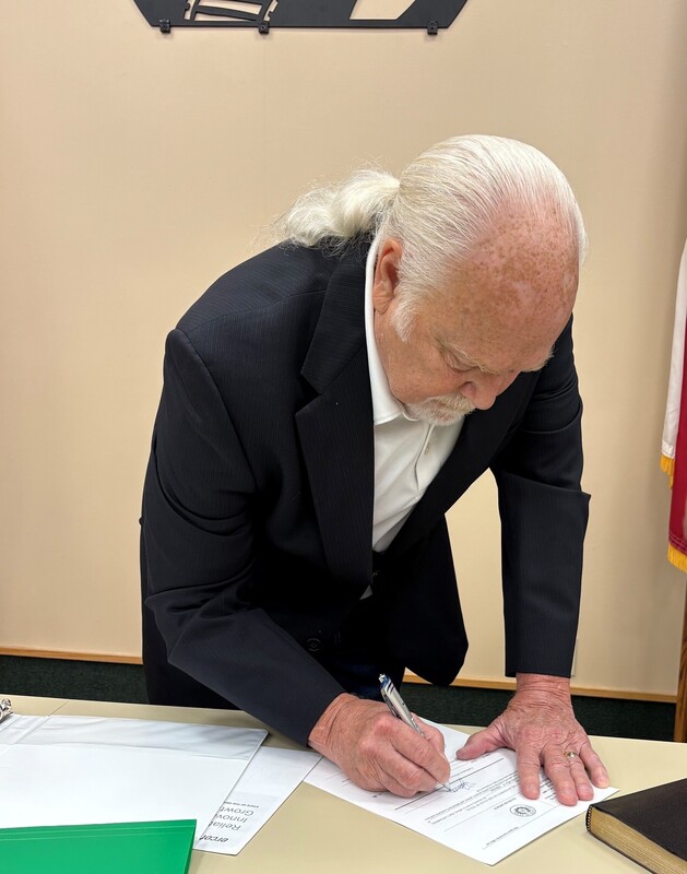 Jimmy Alexander Signing