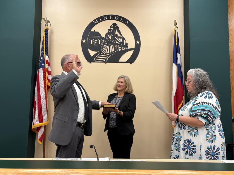 Greg Souser Swearing In