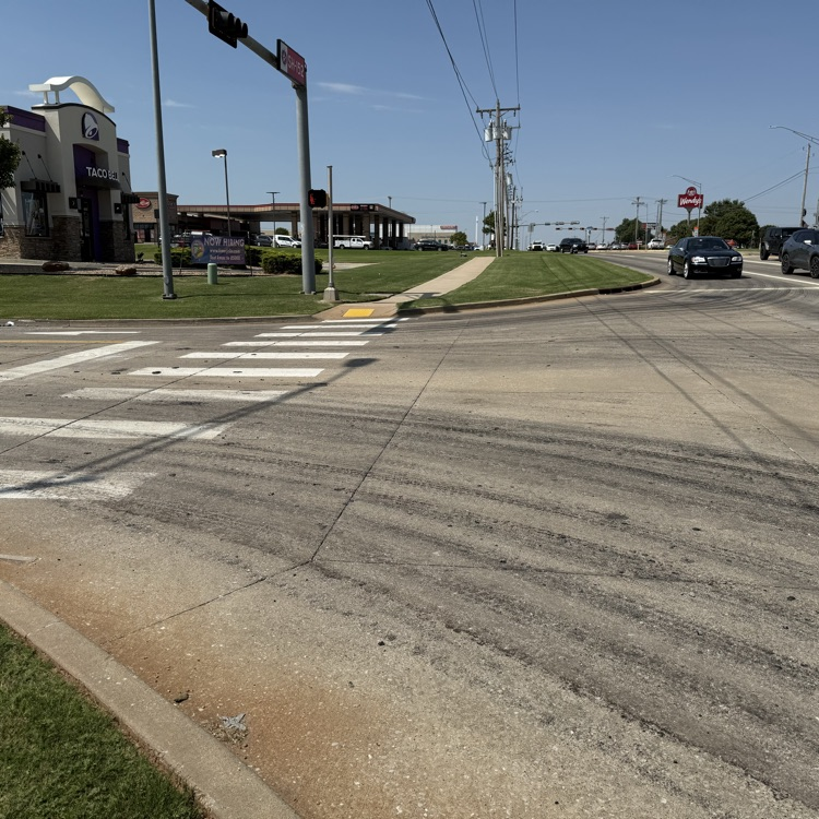 intersection at Sara and 152