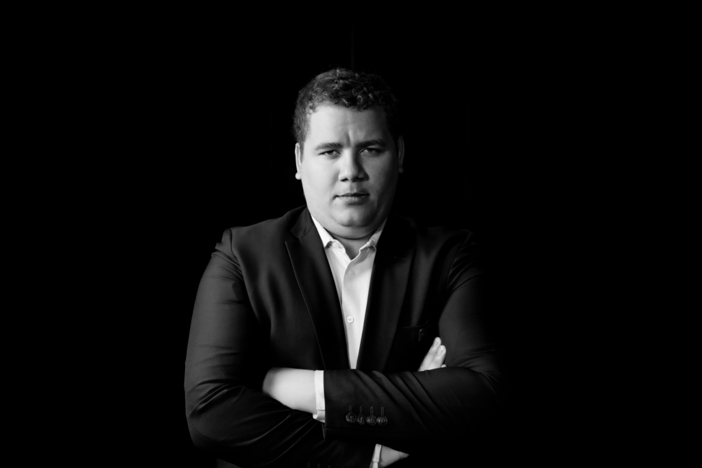 Sean Lewis (Magician)