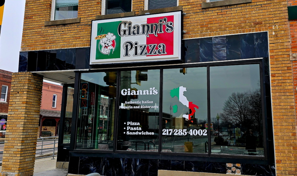 Giannis Pizza