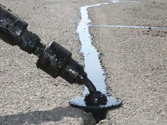 ASPHALT CRACK SEALING EQUIPMENT