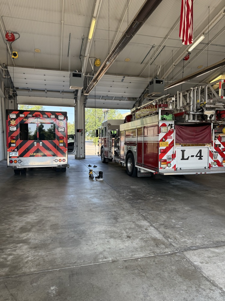 Bella Vista Ladder Truck