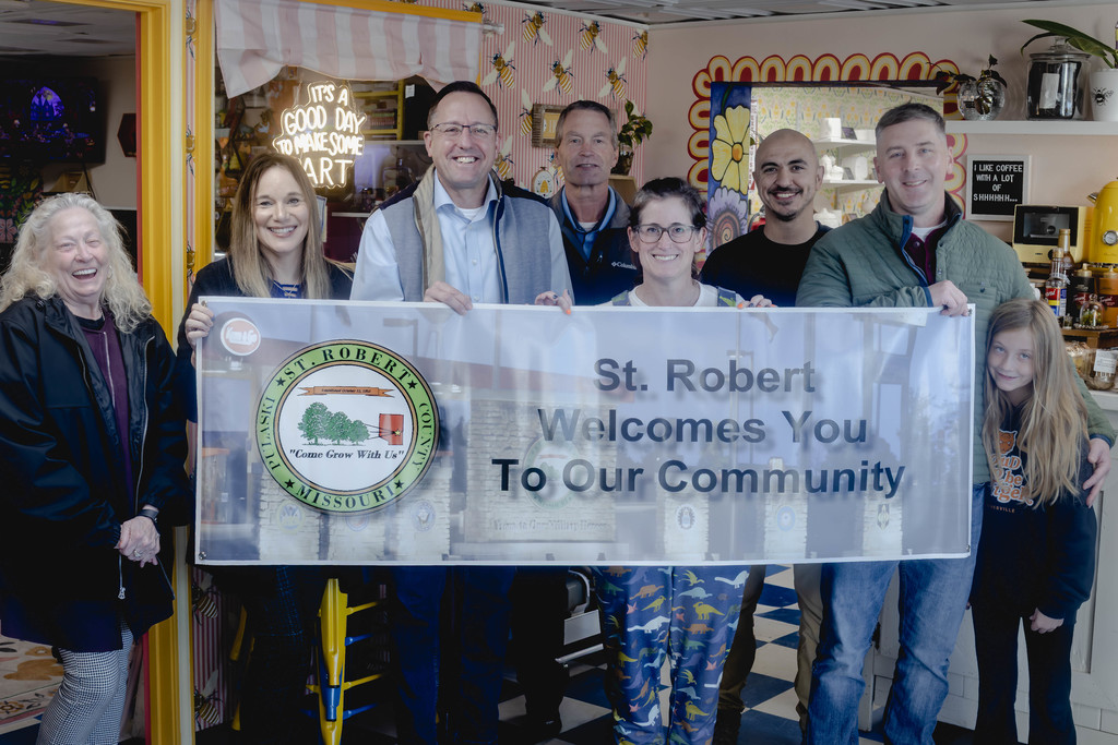 City of St. Robert welcomes new business, Bee’s Knees Art Studio