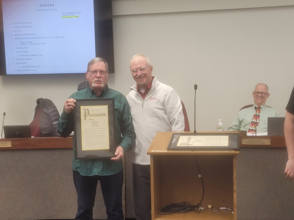 Mayor Dan Lee and Council Terry Campbell