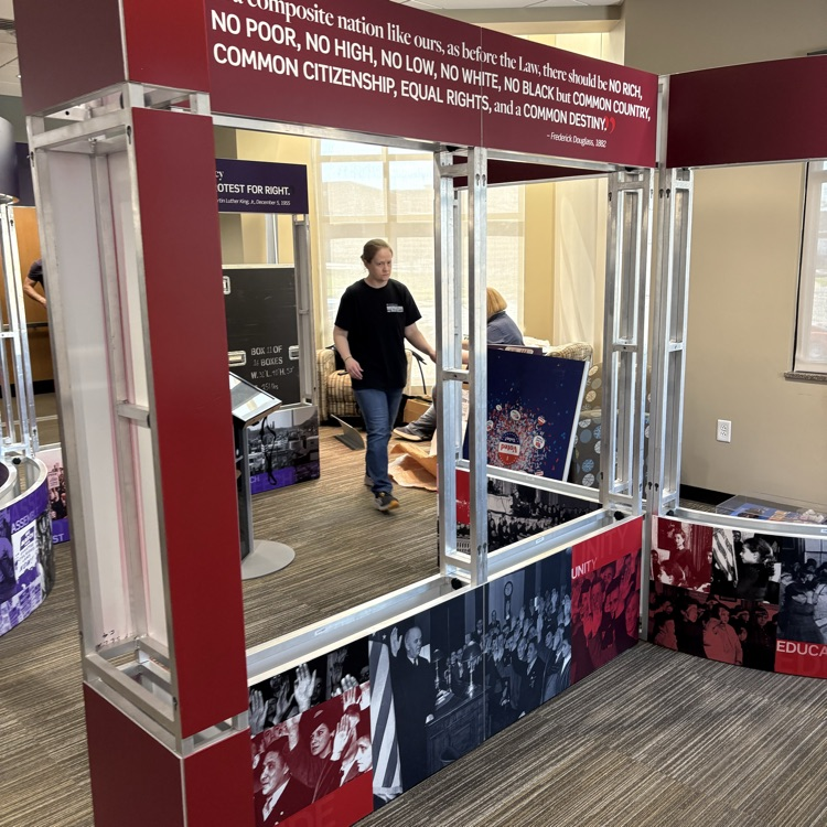 taking down the Smithsonian traveling exhibit