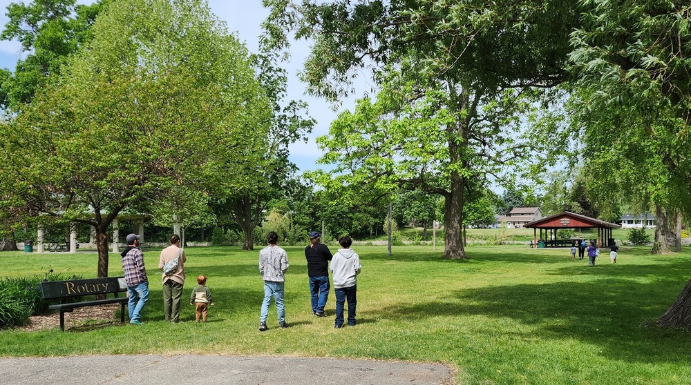 People walking through Riverside Park