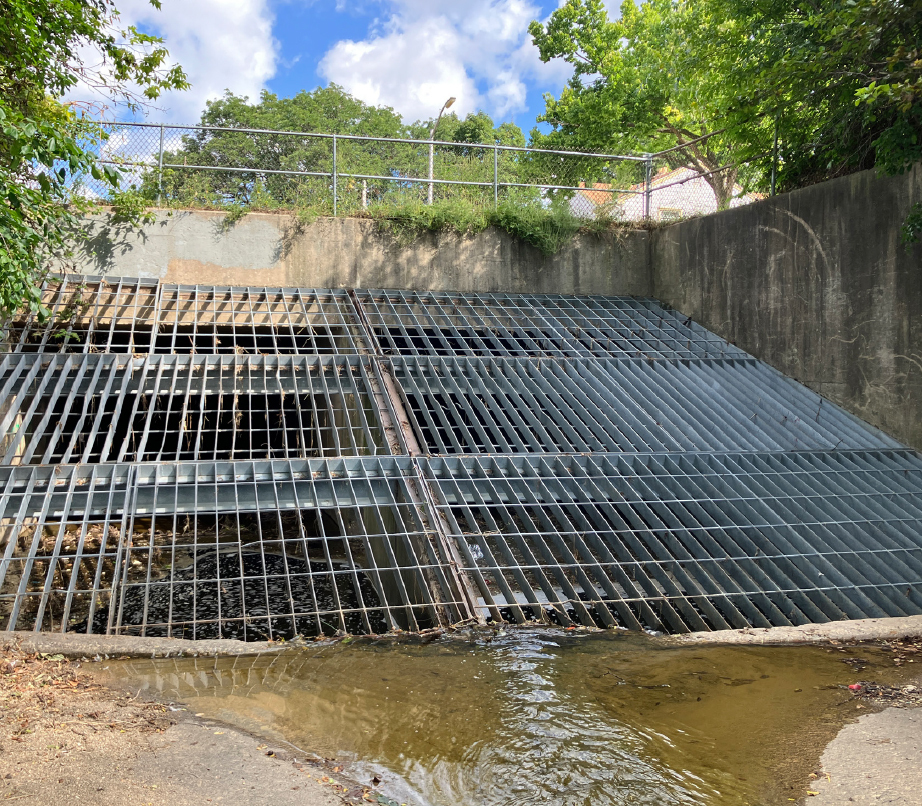 A photo of the trash grate at McCarty Park