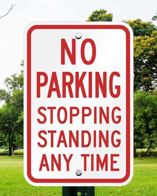 City of Whitewater Notice: no parking, stopping or standing on Elizabeth St.