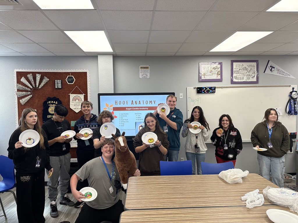 Equine Science got hands-on (and icing-on) today. Students had to draw and label the parts of the horse hoof using icing on a sugar cookie—knowledge first, dessert second.
