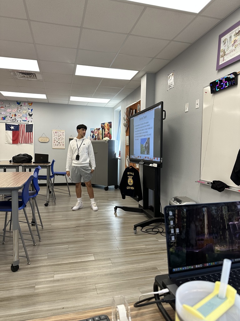 Equine Science students took the lead today as we learned about the horse’s mouth and equine dentistry tools like the dental float!