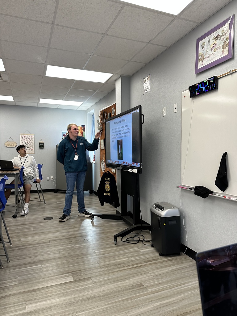 Equine Science students took the lead today as we learned about the horse’s mouth and equine dentistry tools like the dental float!