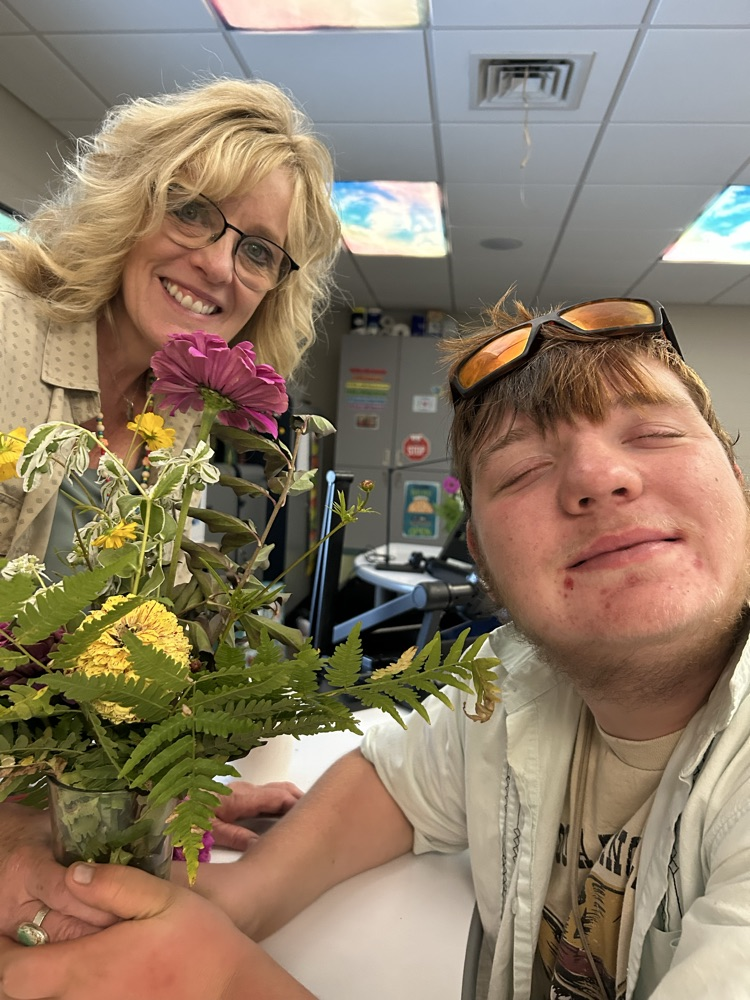 arranging fresh cut flowers