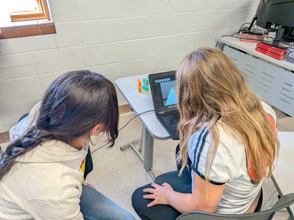 Students animating spray bottles!