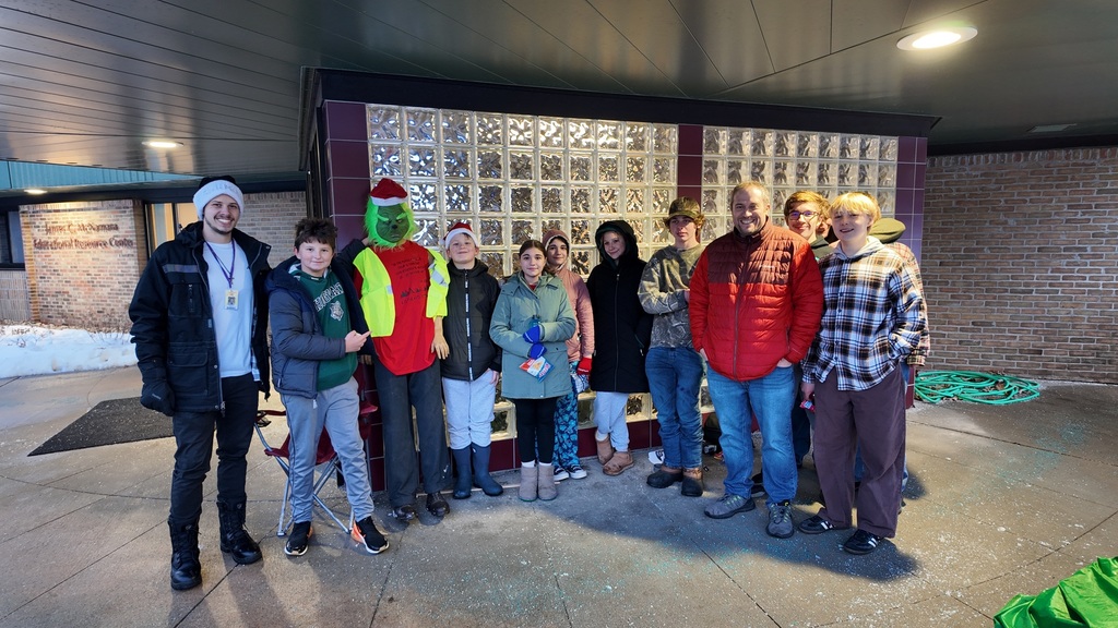 Students from the Clare HS Drone club and Farwell MS SPARKS