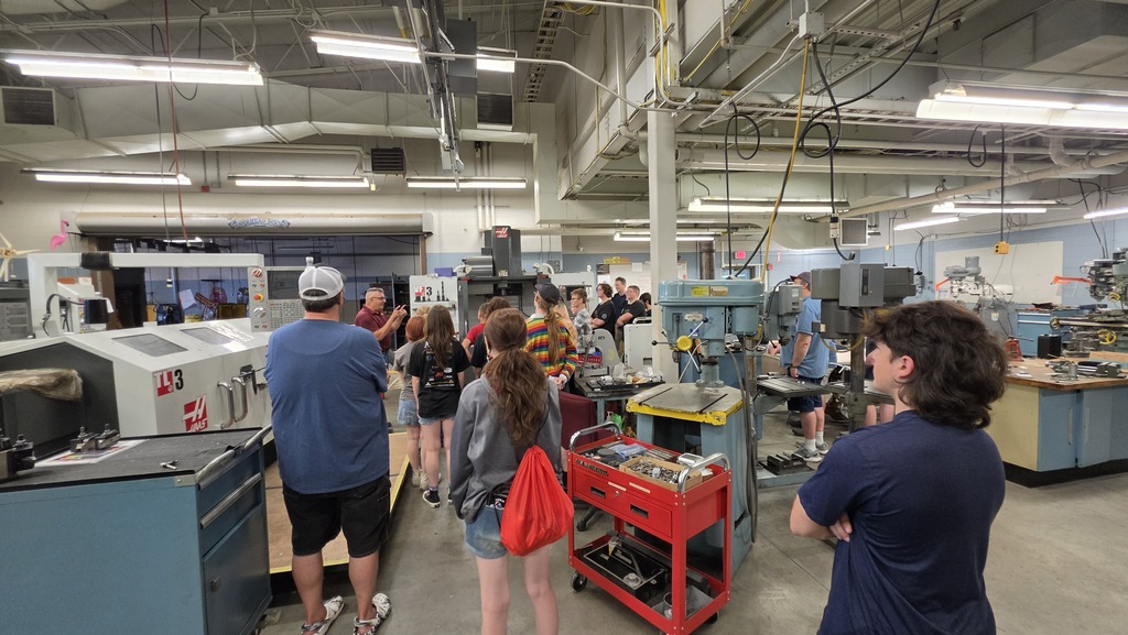 Students learning about Robotic at CMU camp.
