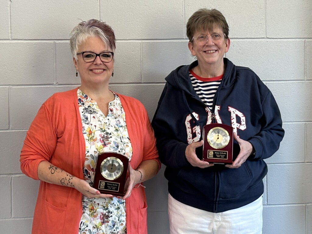 Contratulation Retirees!