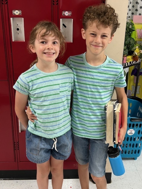 Sibling Twins