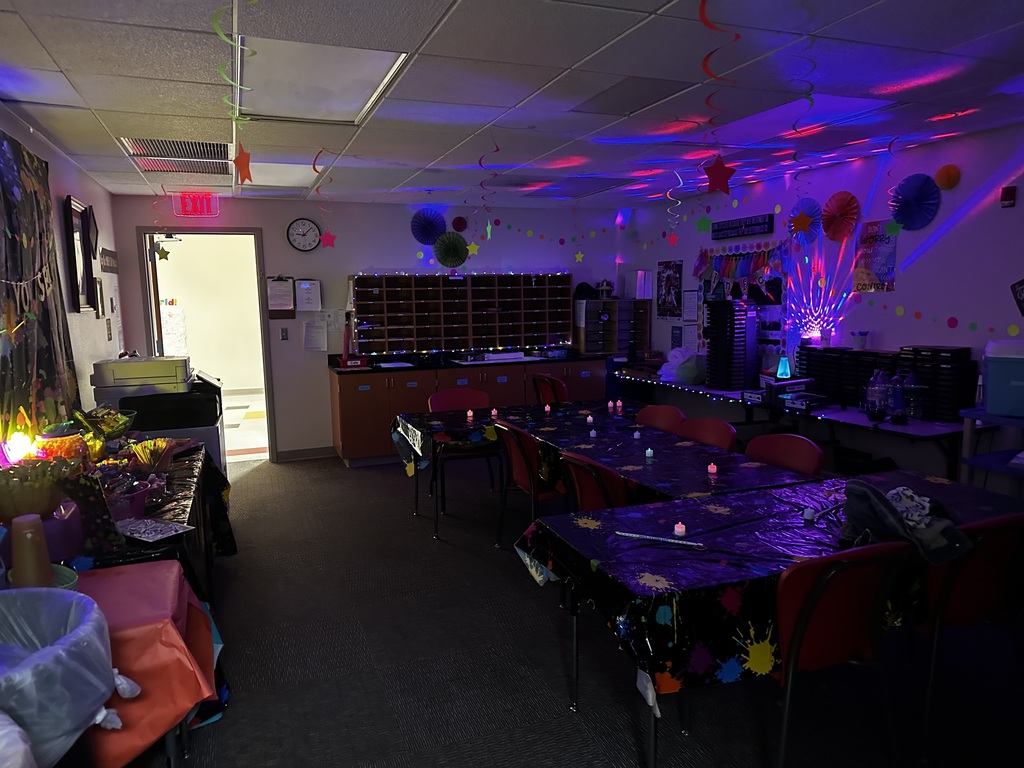 WORKROOM!! 