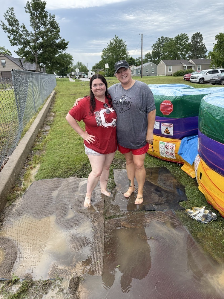 Claremont staff and teachers enjoying field day.