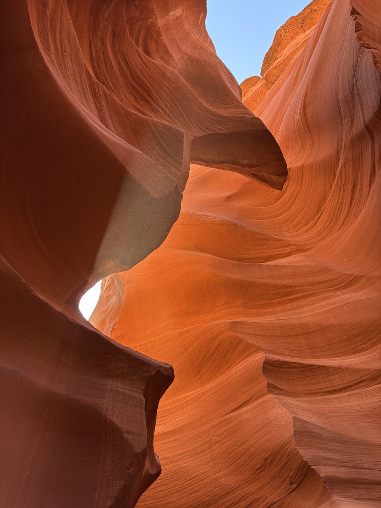 lower antelope canyon in arizona