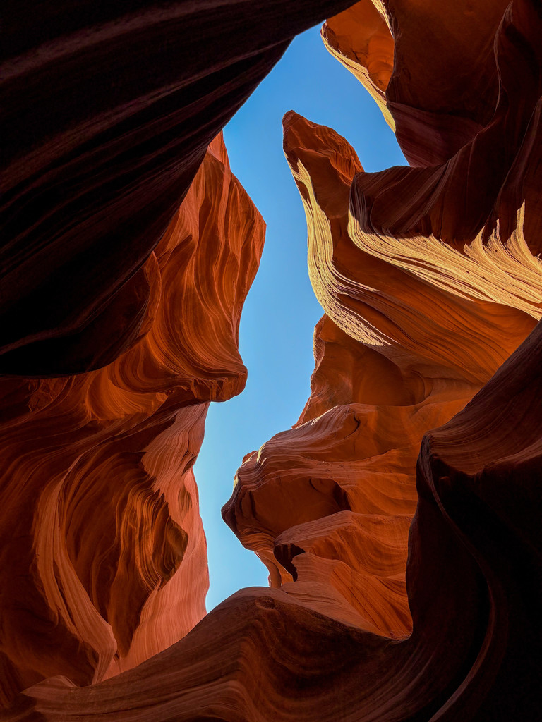 lower antelope canyon in arizona