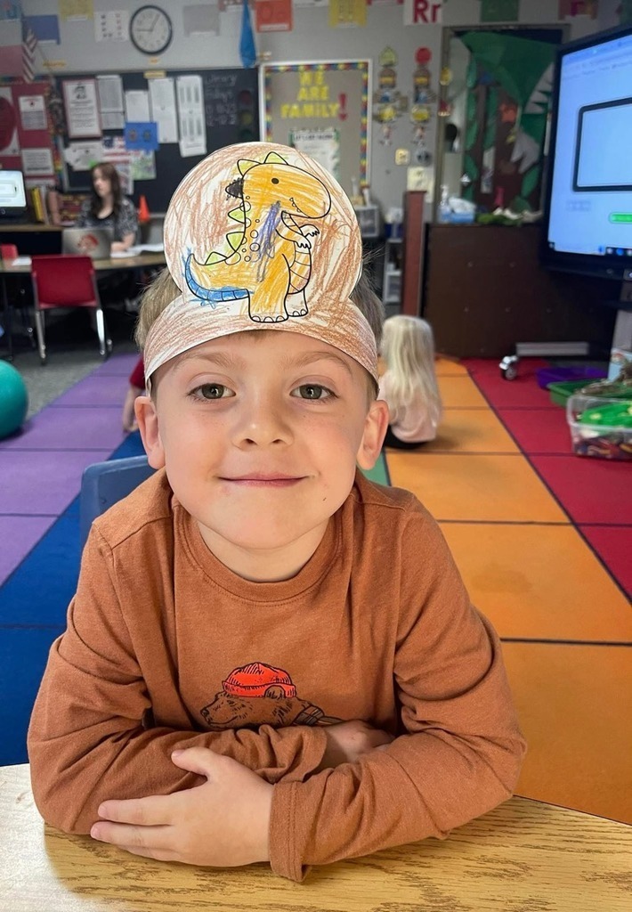 students learning about dinosaurs