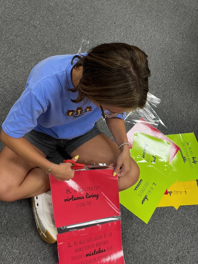 TEACHERS HELPING