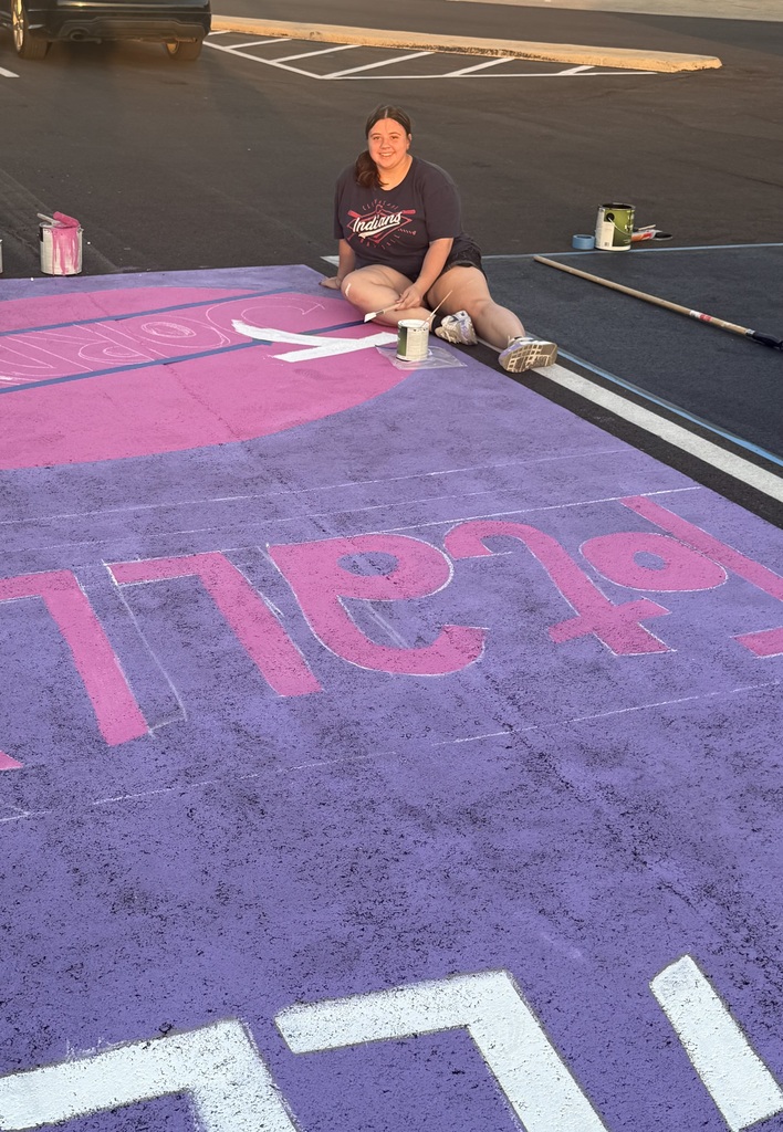 Our seniors have been hard at work painting their parking spots over the past couple of weeks, adding their own personality and creativity before the first day of school! 🎨🚗 It’s always one of our favorite traditions to see their designs come to life. ✨ Seniors, don’t forget! Senior Sunrise is on the first day of school at 6:20 AM at Lantow Field. We can’t wait to kick off your senior year together!