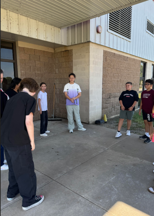 BACON TENNIS TOSS