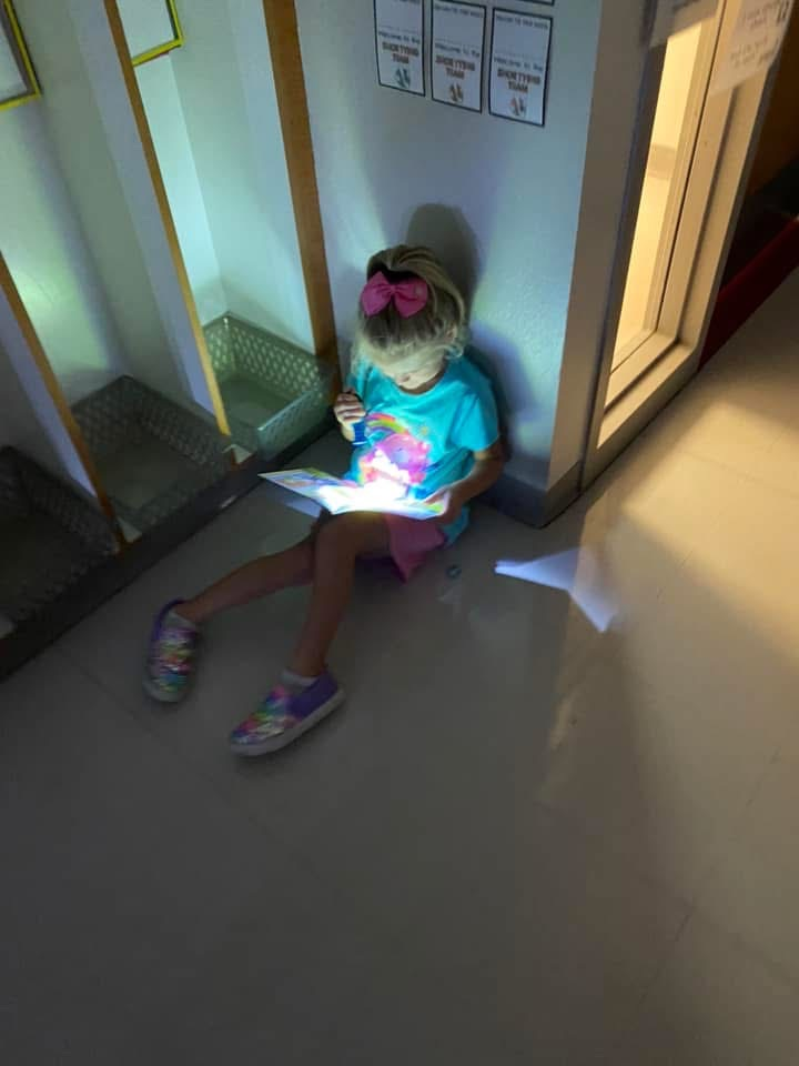 flashlight reading