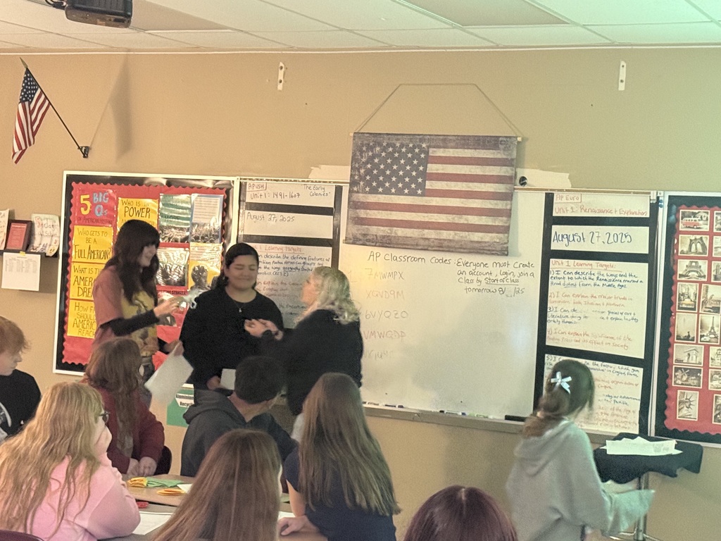 Students brought history to life with APUSH colonization skits! 🌎 They explored why major European powers came to the Americas and what their colonies looked like, acting out scenes based on research while classmates guessed the regions. Later, they’ll use this information to compare the different countries and colonies.