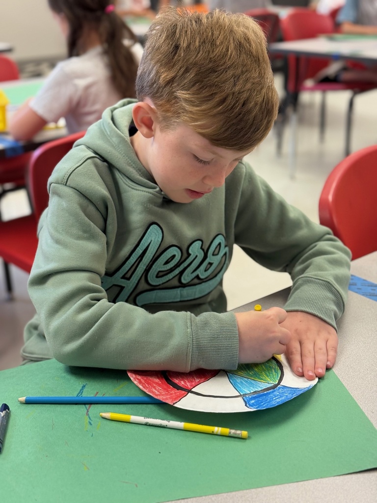 student working on his color wheel