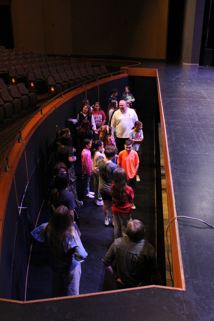 Students excited to see the pit at the pac