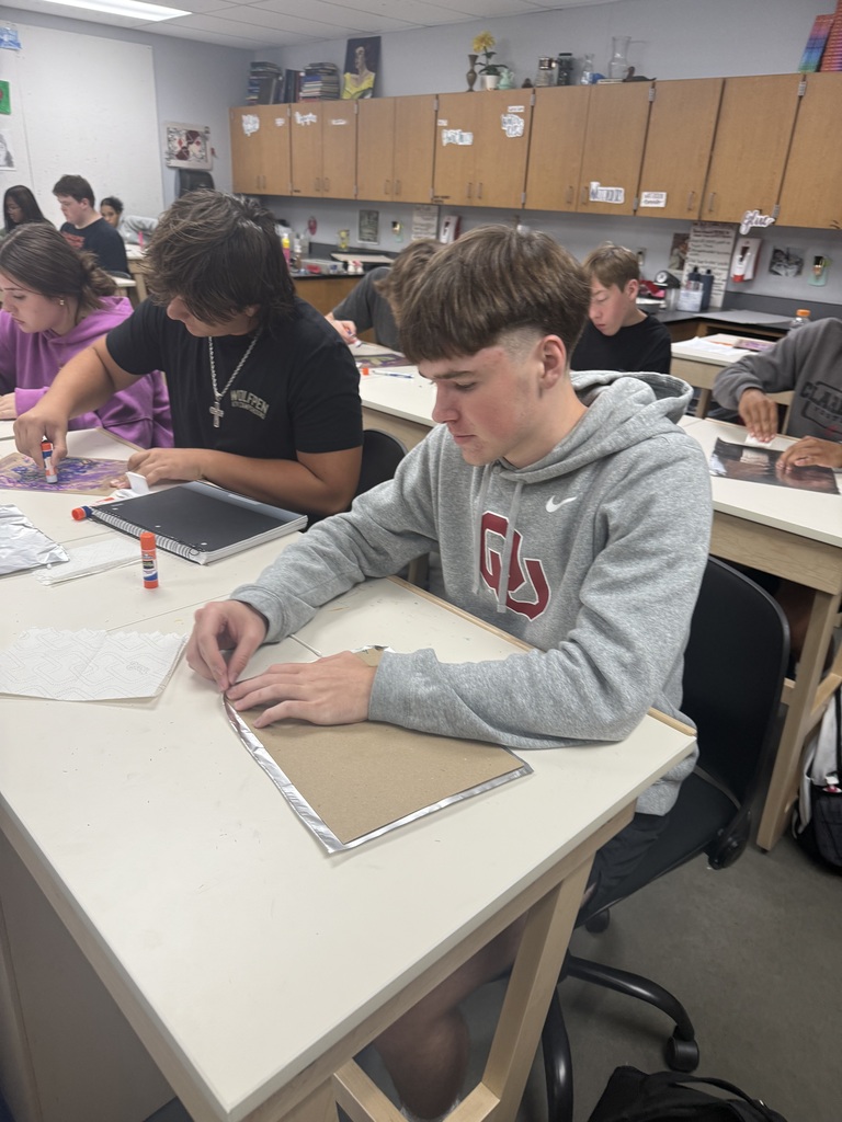 ✨ Our art students have been letting their creativity shine—literally! ✨ This week, they explored a unique technique using puffy paint and aluminum foil to create stunning metallic effects. The results? Bold textures, shimmering details, and one-of-a-kind masterpieces that catch the light just right.
