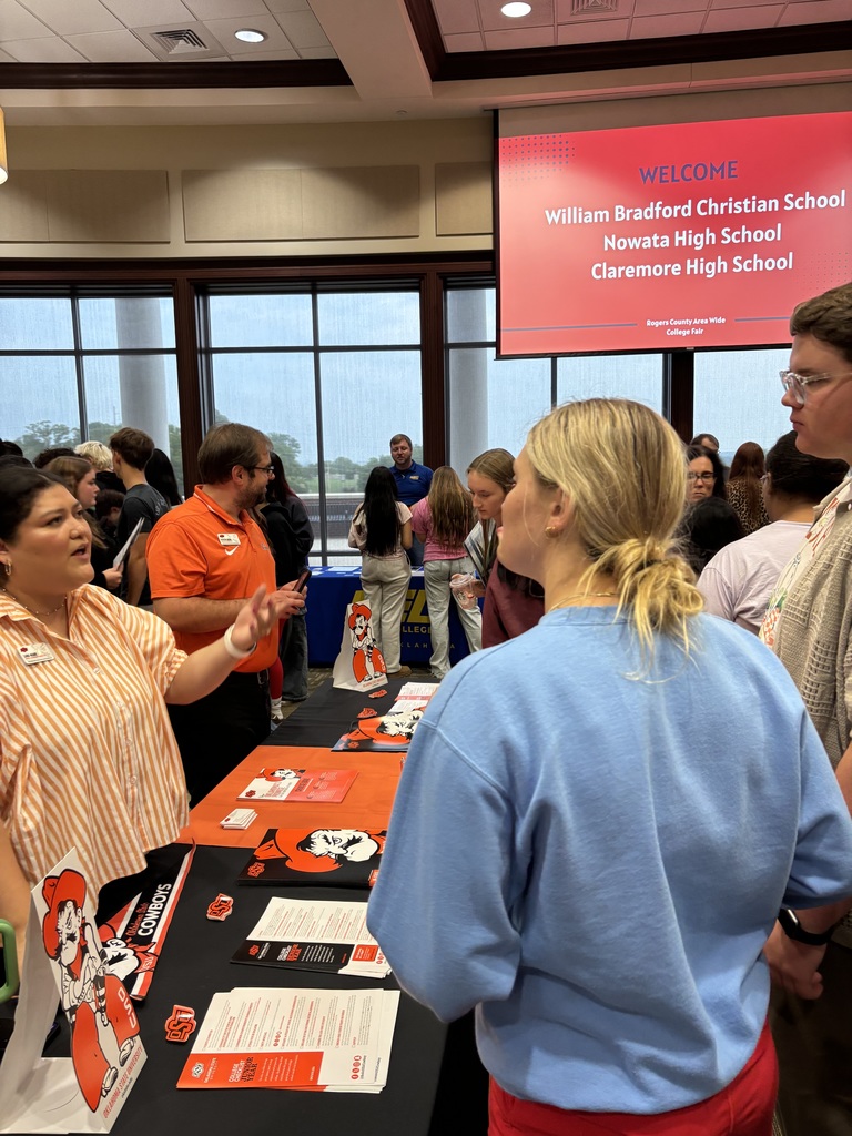 The senior class had the opportunity to attend the GPACAC Rogers County Area College Fair at RSU! π Students connected with representatives from 45 different colleges, asked great questions, and explored the opportunities each school has to offer. This event is always a highlight of the year for our seniors! β¨
