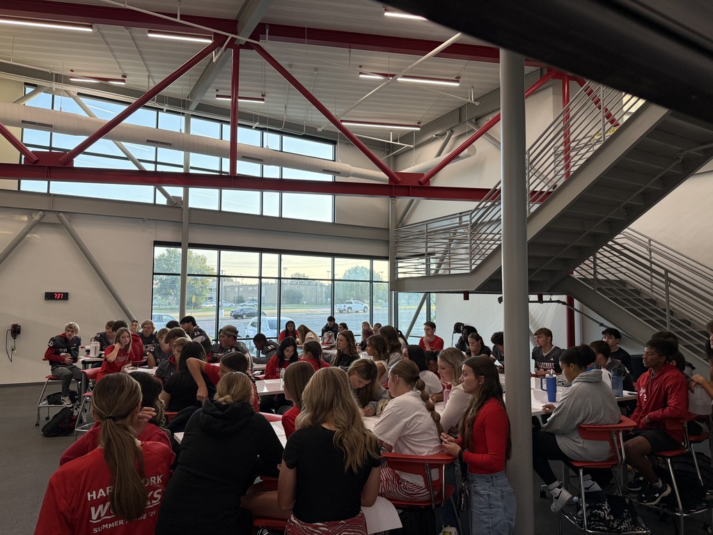 A couple weeks ago, over 60 students joined FCA – the Fellowship of Christian Athletes – for their weekly meeting! CHS alumni Rex Clark and Gabe Erwin shared their experiences and inspired everyone with their stories. ✨ FCA meets every Friday at 7:30 AM in the Makerspace—come be part of the fun