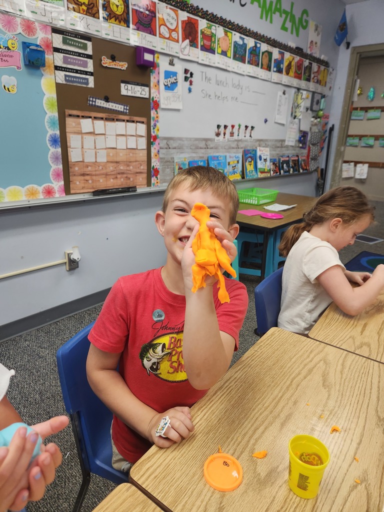 students playing with playdoh