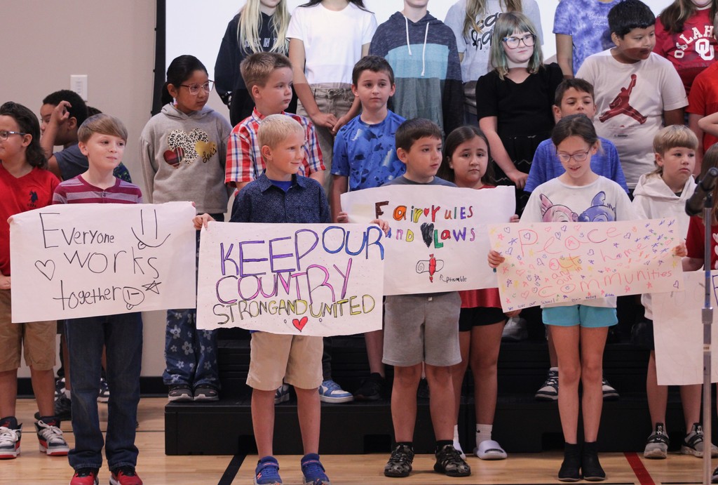 Students presenting the preamble in their own words