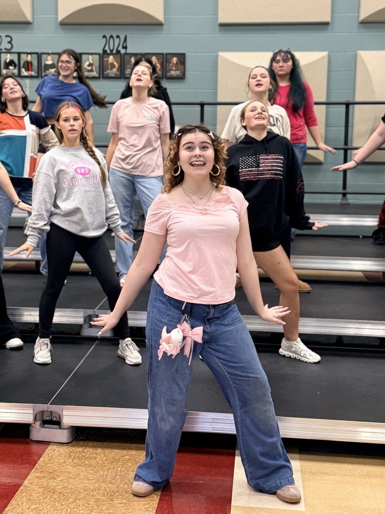 Students working on their show in show choir