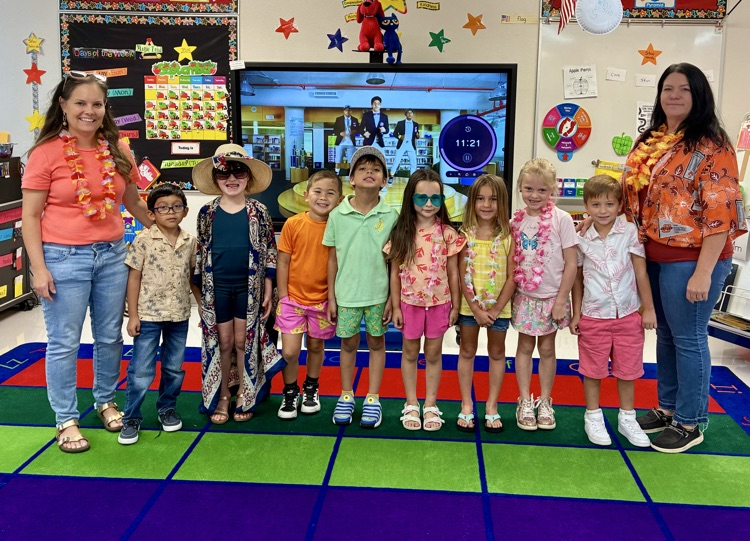 dress up week