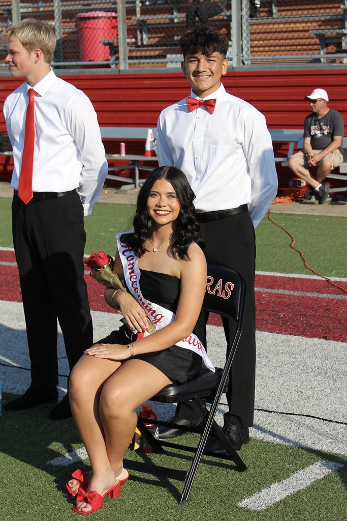 Fine Arts students dressed up for homecoming.