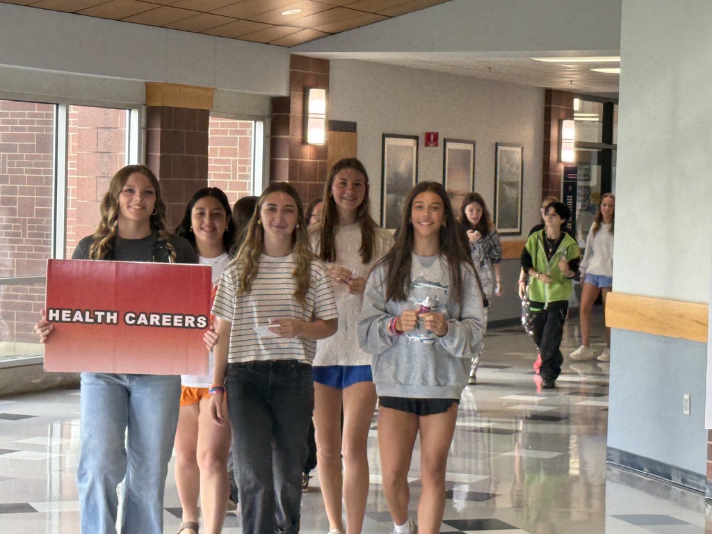 Last week, all CHS sophomores attended the Sophomore Showcase at Northeast Technology Center, where they explored the wide variety of programs and career pathways available to our students. From health sciences to early childhood education, welding to digital media, students got hands-on exposure to the incredible opportunities NTC offers — helping them start planning for their future beyond high school. 🌟 Thank you to our partners at Northeast Tech for hosting such an informative and inspiring event!