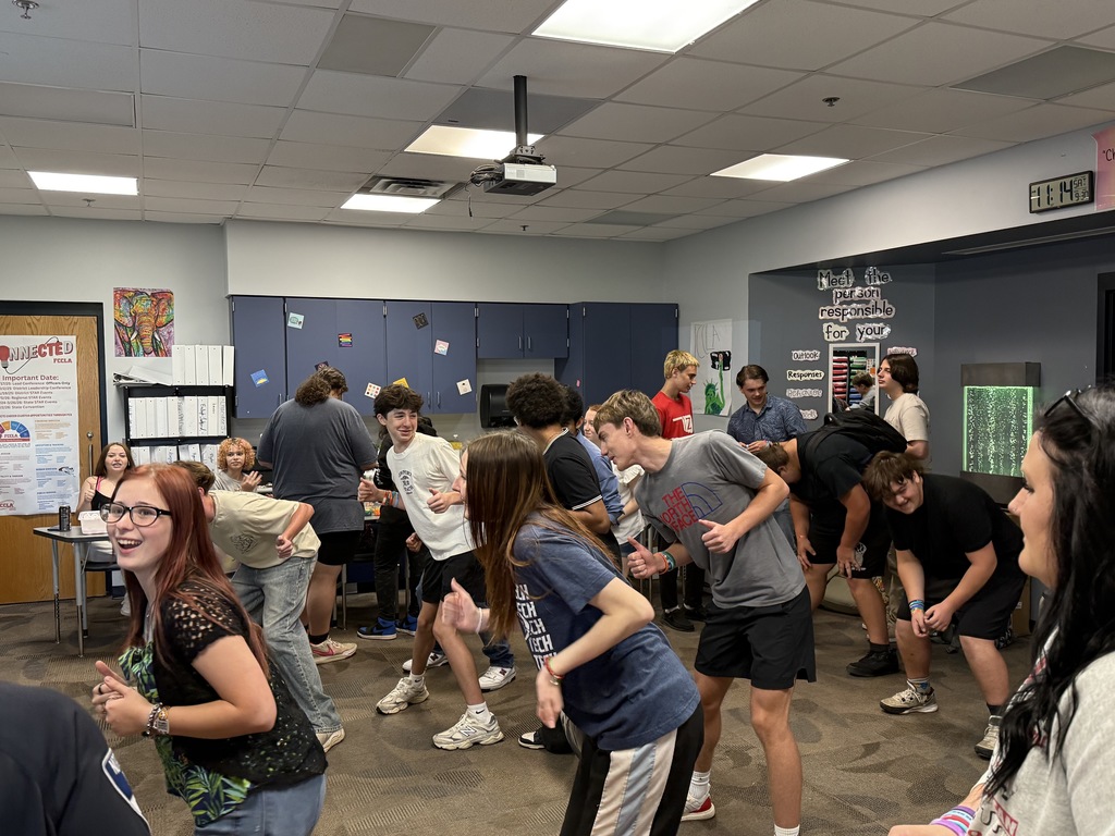 Last week, all CHS sophomores attended the Sophomore Showcase at Northeast Technology Center, where they explored the wide variety of programs and career pathways available to our students. From health sciences to early childhood education, welding to digital media, students got hands-on exposure to the incredible opportunities NTC offers — helping them start planning for their future beyond high school. 🌟 Thank you to our partners at Northeast Tech for hosting such an informative and inspiring event!