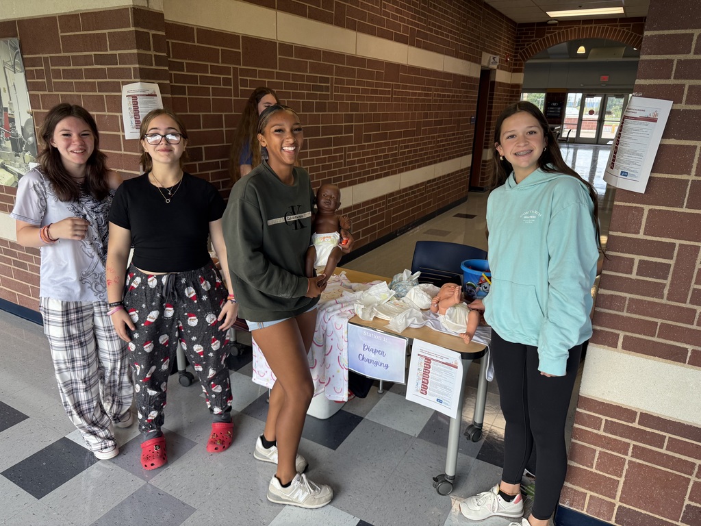 Last week, all CHS sophomores attended the Sophomore Showcase at Northeast Technology Center, where they explored the wide variety of programs and career pathways available to our students. From health sciences to early childhood education, welding to digital media, students got hands-on exposure to the incredible opportunities NTC offers — helping them start planning for their future beyond high school. 🌟 Thank you to our partners at Northeast Tech for hosting such an informative and inspiring event!