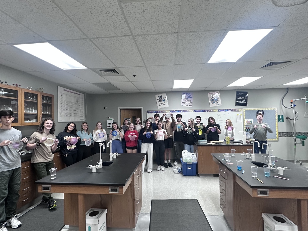 Our Chemistry students have been exploring the properties of matter and learning how to separate mixtures through a hands-on chromatography lab. Using chromatography, students analyzed different markers to determine the variety of pigments within each ink — seeing firsthand how mixtures can be separated based on their physical and chemical properties. It’s a colorful and creative way to connect scientific concepts to real-world applications!